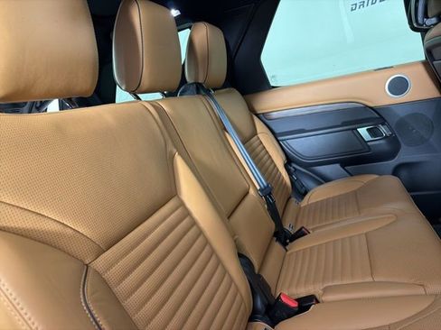Used 2020 Land Rover Discovery HSE Luxury AWD/4WD image 18