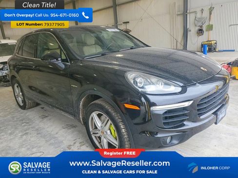 Used 2015 Porsche Cayenne S image 5
