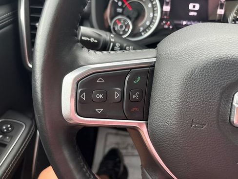Used 2024 RAM 1500 Laramie AWD/4WD image 11