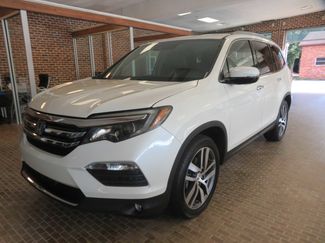 Used 2016 Honda Pilot Touring image 1