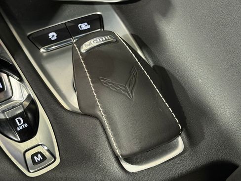Used 2023 Chevrolet Corvette Stingray Preferred Conv w/ Z51 Performance Package RWD image 38