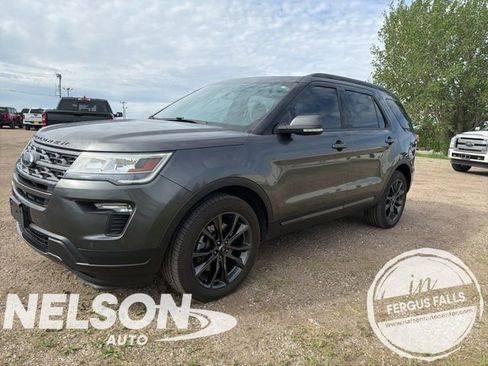 Used 2018 Ford Explorer XLT w/ Equipment Group 202A AWD/4WD image 1