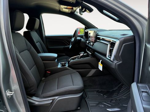 New 2026 GMC Canyon Elevation RWD image 15