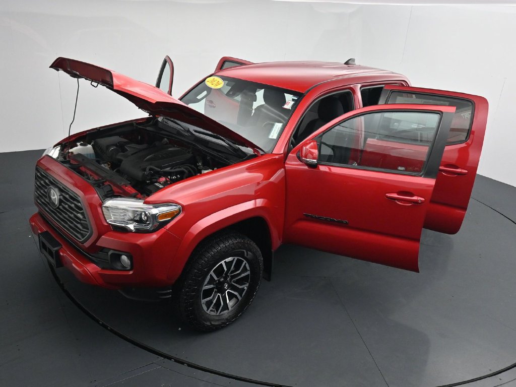 Used 2020 Toyota Tacoma TRD Sport w/ Technology Package AWD/4WD image 40
