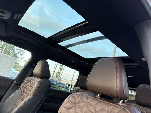 New 2026 Nissan Armada Platinum Reserve AWD/4WD image 17