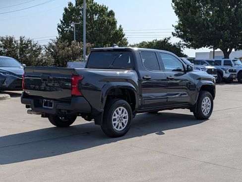 Certified 2024 Toyota Tacoma SR w/ SR Upgrade Package AWD/4WD image 6