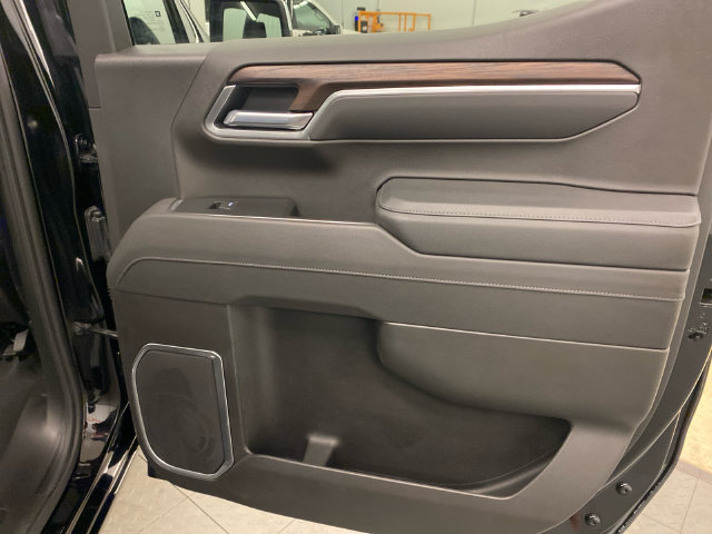 Used 2026 GMC Sierra 1500 SLT AWD/4WD image 49