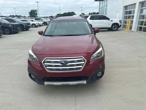 Used 2016 Subaru Outback 2.5i Limited AWD/4WD image 8