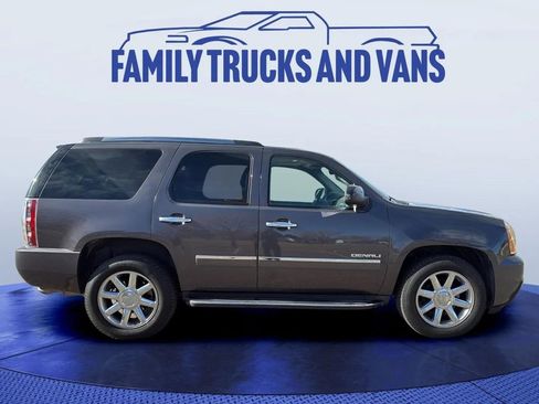 Used 2011 GMC Yukon Denali image 6