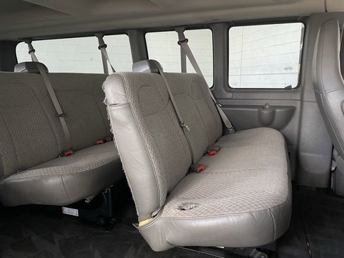 Used 2016 Chevrolet Express 3500 LT w/ LT Preferred Equipment Group image 15