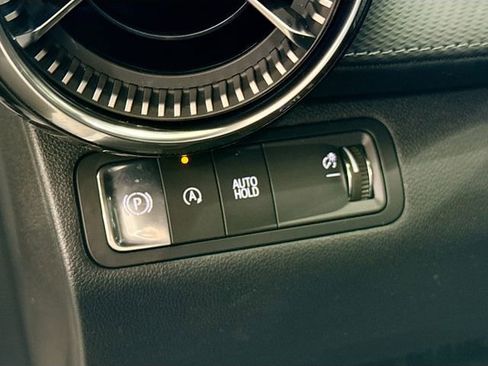 New 2026 Chevrolet Equinox LT w/ Convenience Package II image 11