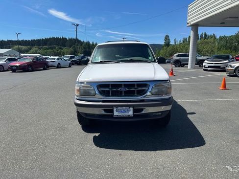 Used 1997 Ford Explorer XLT AWD/4WD image 7