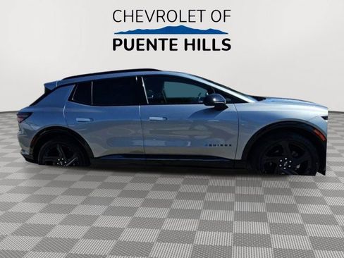 Used 2024 Chevrolet Equinox EV RS FWD image 9