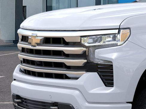New 2026 Chevrolet Silverado 1500 High Country AWD/4WD image 13