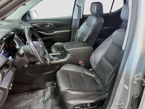 Used 2021 Chevrolet Traverse Premier w/ Redline Edition AWD/4WD image 22