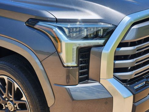 Used 2024 Toyota Tundra Limited AWD/4WD image 11