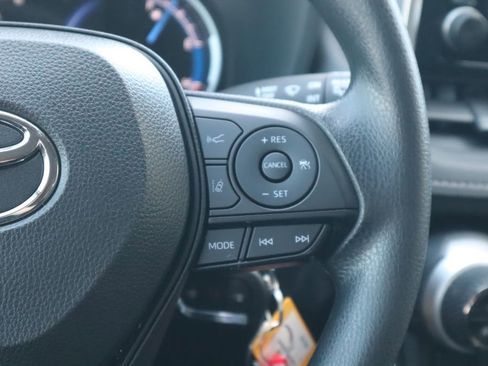 Certified 2025 Toyota RAV4 LE image 12