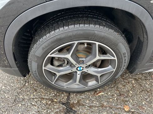Used 2018 BMW X1 xDrive28i image 10