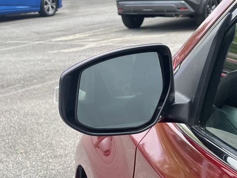 Used 2019 Nissan Sentra SR w/ Premium Package (SR) image 28