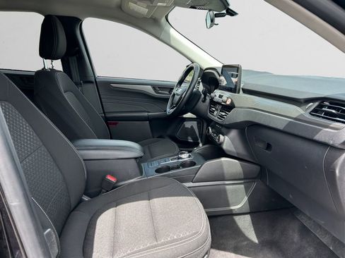 Used 2024 Ford Escape Active AWD/4WD image 16