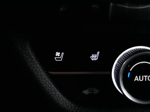 Certified 2025 Acura ADX A-Spec image 31