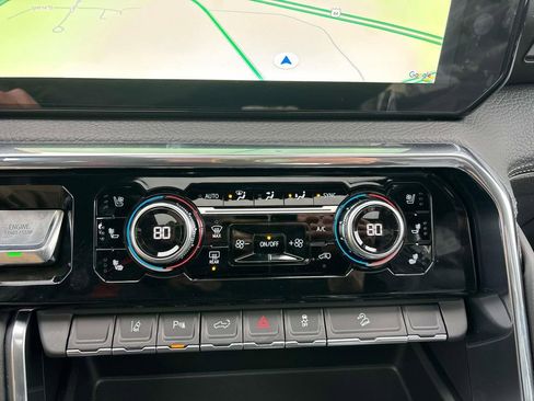 New 2026 GMC Sierra 3500 Denali w/ Denali Reserve Package AWD/4WD image 14