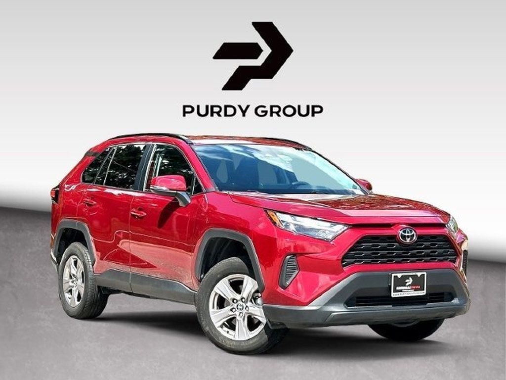Certified 2025 Toyota RAV4 XLE AWD/4WD image 1