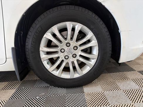 Used 2011 Toyota Sienna XLE image 34