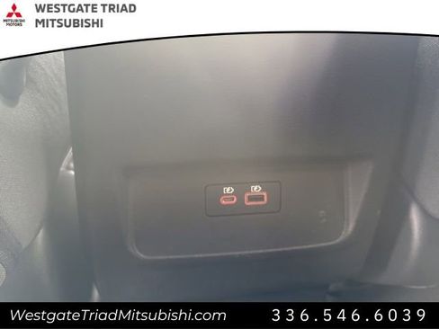 Used 2022 Nissan Frontier SV w/ Technology Package image 26