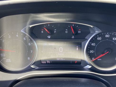 Used 2023 GMC Acadia SLE w/ Driver Convenience Package FWD image 7