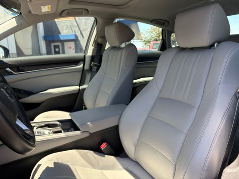 Used 2018 Honda Accord EX-L image 14