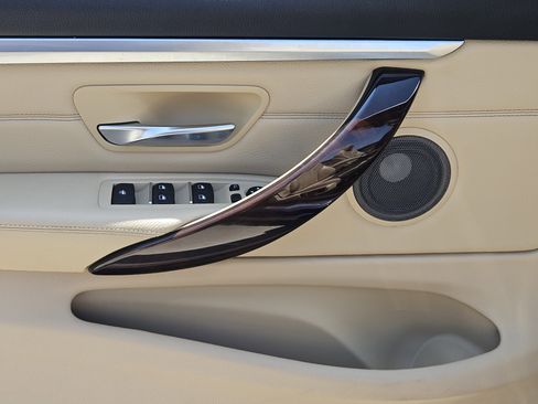 Used 2020 BMW 430i Convertible w/ Executive Package RWD image 24