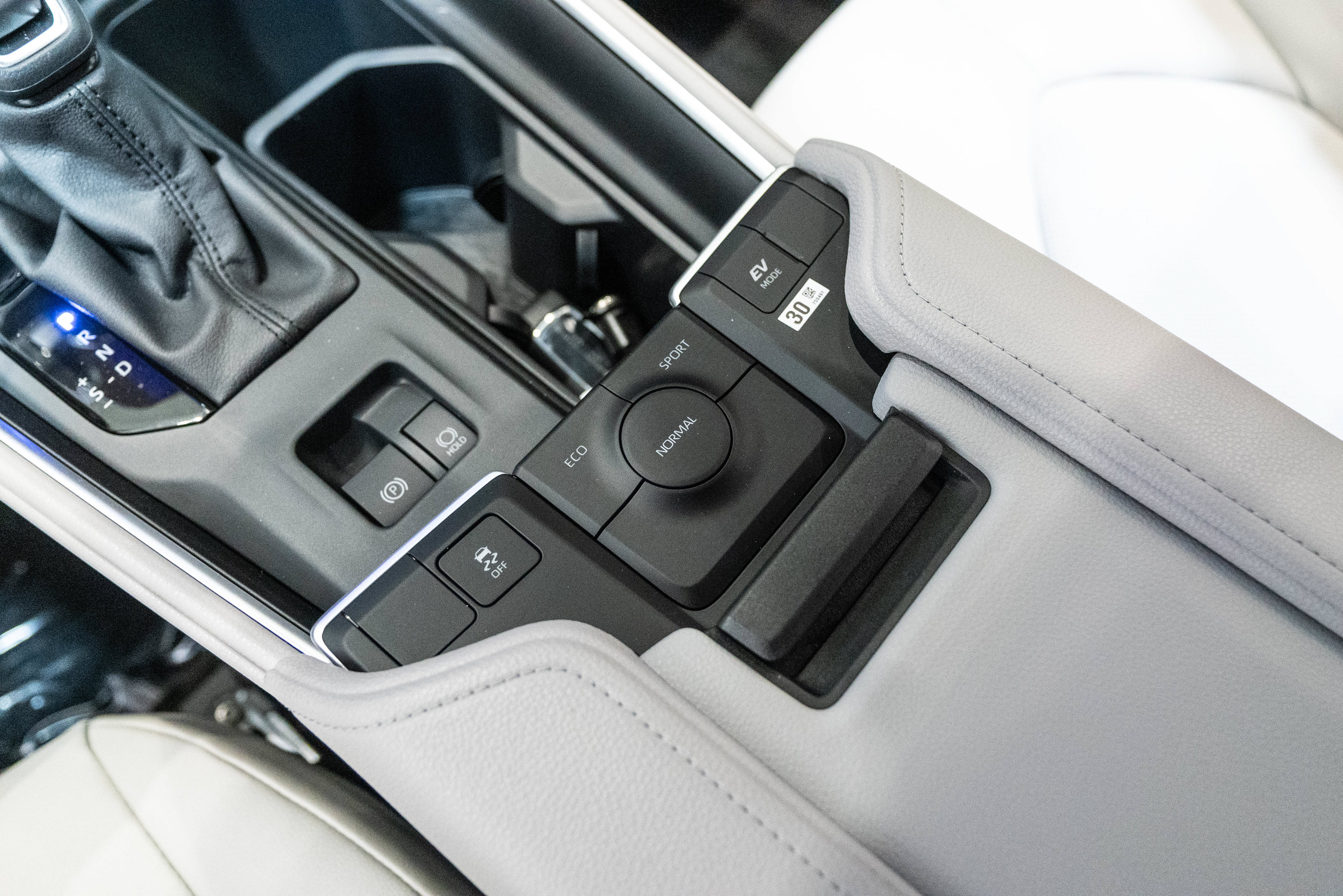 New 2026 Toyota Grand Highlander XLE FWD image 24