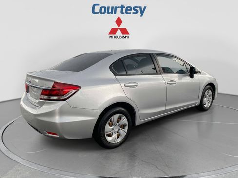 Used 2013 Honda Civic LX image 4