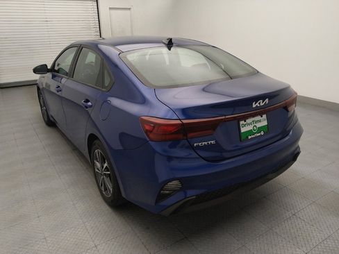Used 2022 Kia Forte LXS w/ LXS Technology Package FWD image 5