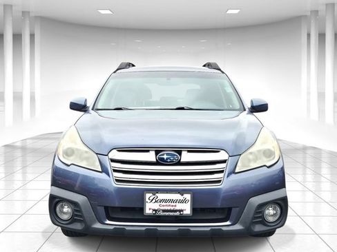 Used 2014 Subaru Outback 2.5i Premium w/ Moonroof Package AWD/4WD image 5