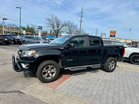 Used 2018 Chevrolet Colorado Z71 AWD/4WD image 3