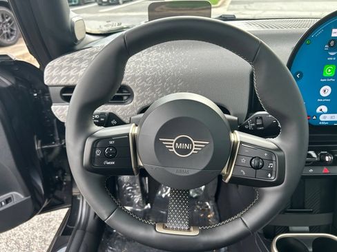 Certified 2026 MINI Cooper S FWD image 34