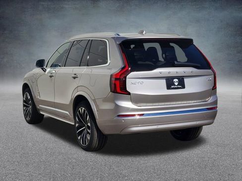 New 2026 Volvo XC90 T8 Plus w/ Protection Package Premier AWD/4WD image 5