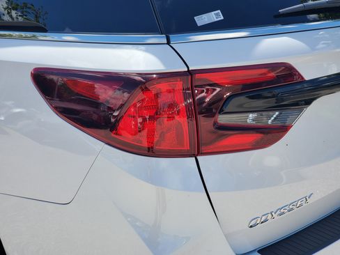 New 2026 Honda Odyssey EX-L image 13