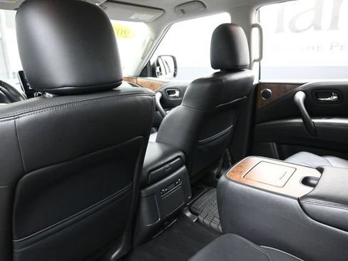 Used 2022 Nissan Armada SL w/ Captain's Chairs Package AWD/4WD image 26