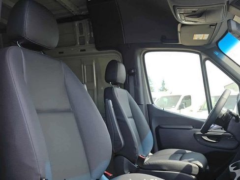 Used 2026 Mercedes-Benz Sprinter 2500 image 13