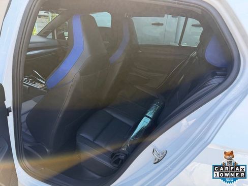 Used 2024 Volkswagen Golf R AWD/4WD image 6