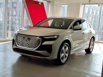 Used 2024 Audi Q4 e-tron Premium Plus w/ Premium Plus