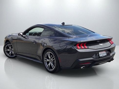 Used 2024 Ford Mustang Coupe RWD image 6