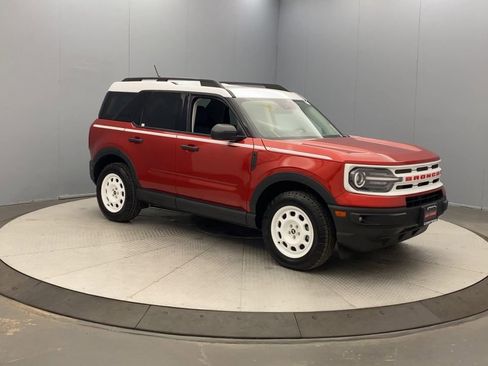Used 2024 Ford Bronco Sport Heritage w/ Heritage Convenience Package AWD/4WD image 7