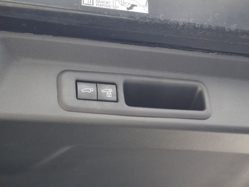 Used 2024 Toyota Sequoia Limited image 25