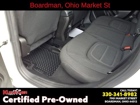 Used 2022 Jeep Renegade Latitude AWD/4WD image 11
