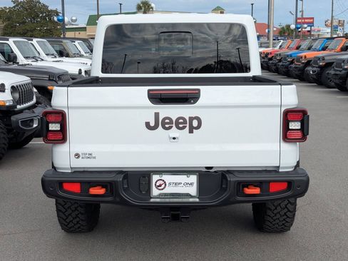 New 2026 Jeep Gladiator Mojave image 6