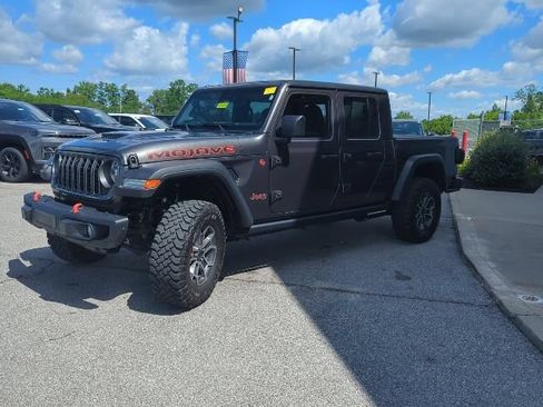Certified 2024 Jeep Gladiator Mojave w/ Technology Group AWD/4WD image 5